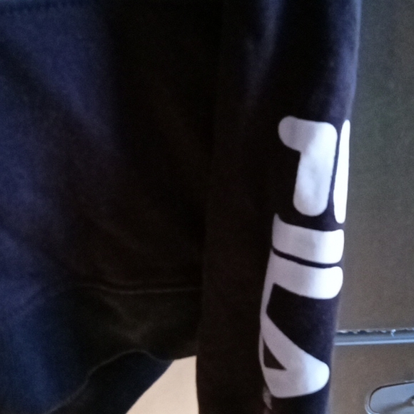 😍Girls Fila hoodie medium😍 - Picture 2 of 4